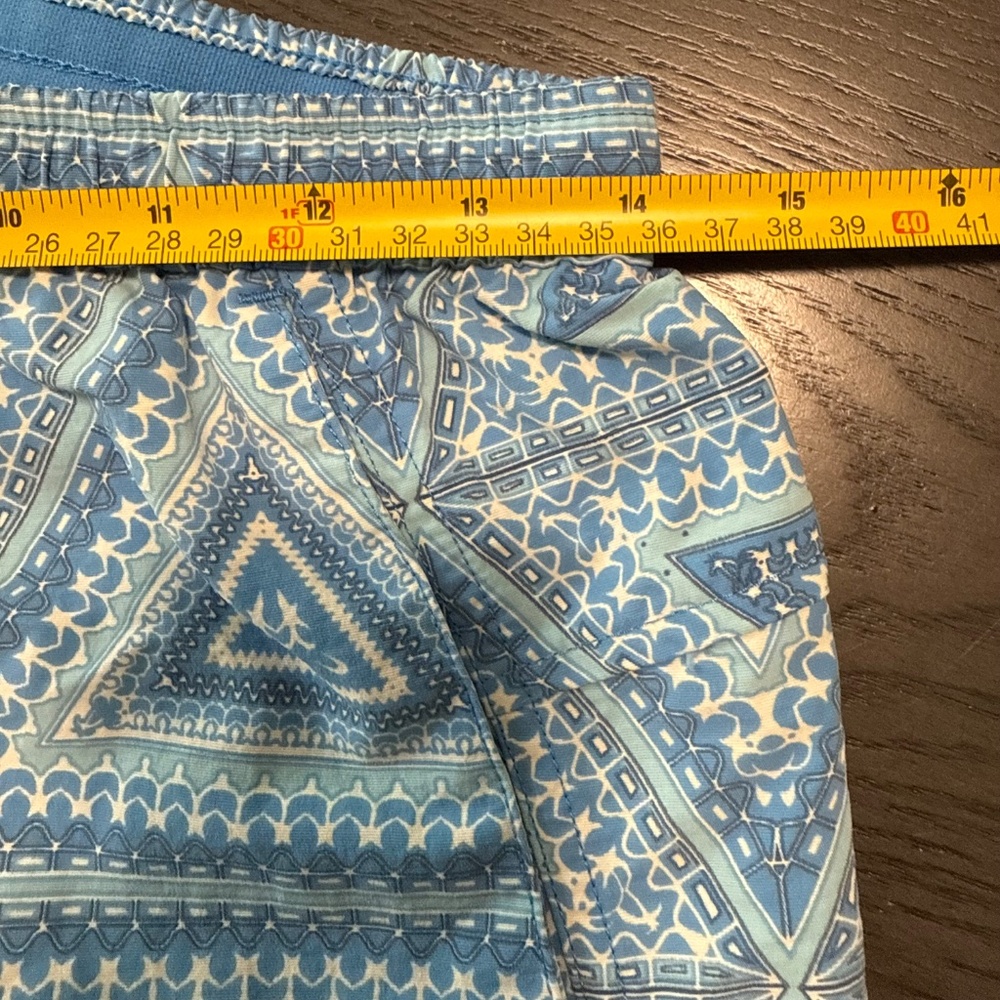 Patagonia Women’s Baggies 4" Aztec‎ Geometric Pattern Shorts Size S - Picture 3 of 7